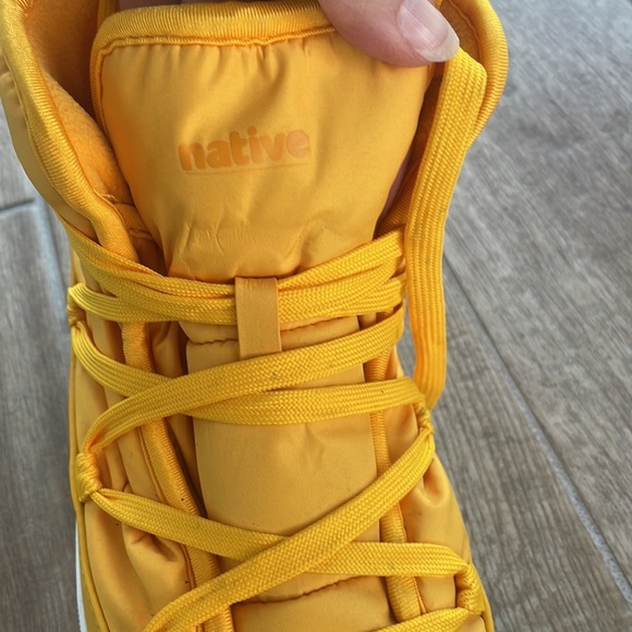 Native Retro Style “Charmonix” Women’s Winter Boots - Picture 2 of 5